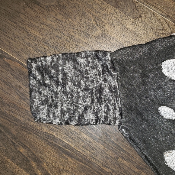 Top - Picture 3 of 5